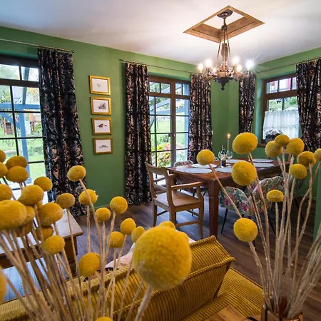 Milkowa Dolina Chalet *